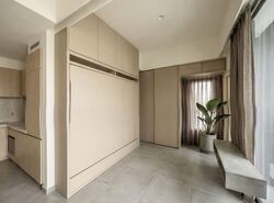 Lincoln Suites (D11), Condominium #532831441